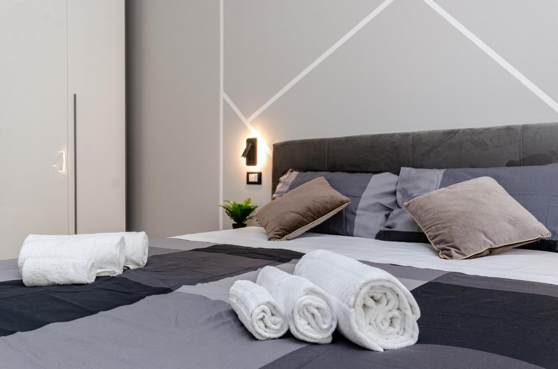 Vivimihome - Vivi I Navigli Elegante E Centrale Милано Екстериор снимка