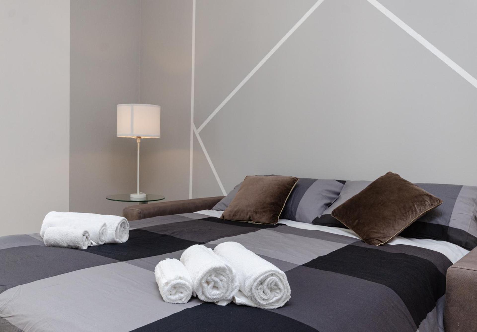 Vivimihome - Vivi I Navigli Elegante E Centrale Милано Екстериор снимка