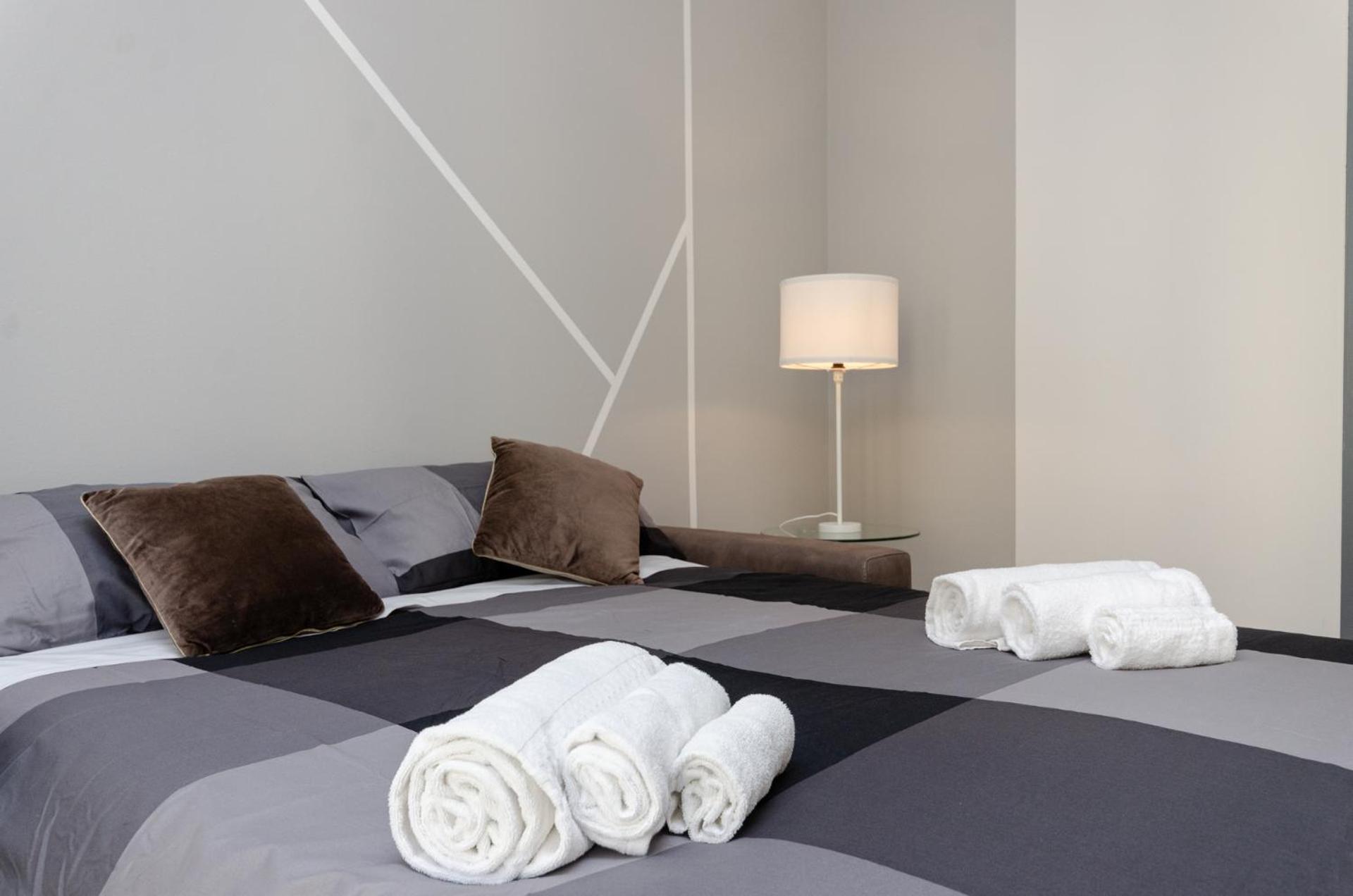 Vivimihome - Vivi I Navigli Elegante E Centrale Милано Екстериор снимка
